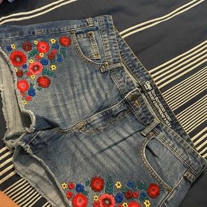 Floral embroidered shorts!